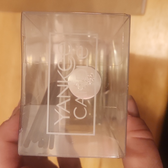 Yankee Candle Fragrances Reed Diffuser Autumn Wreath Scent New in box - Picture 4 of 7